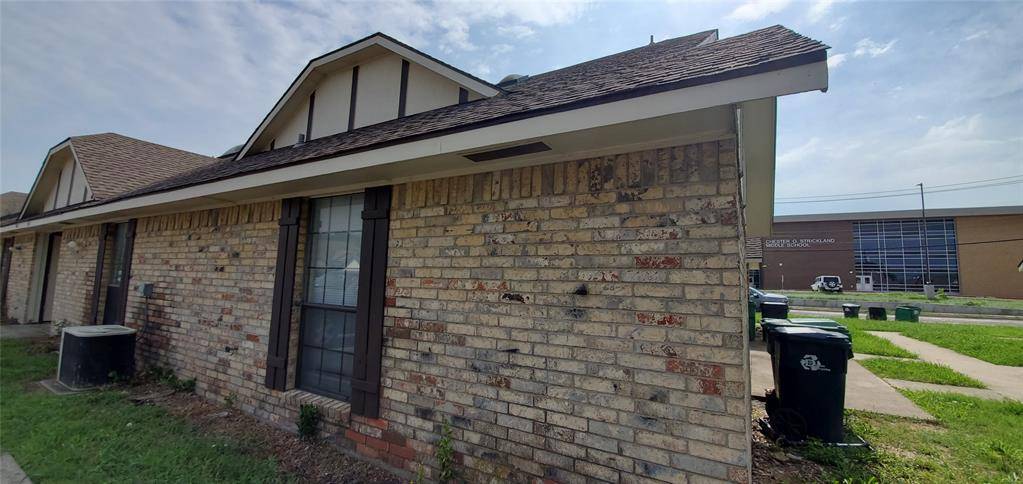 3012 N Bell Avenue, Denton, TX 76209
