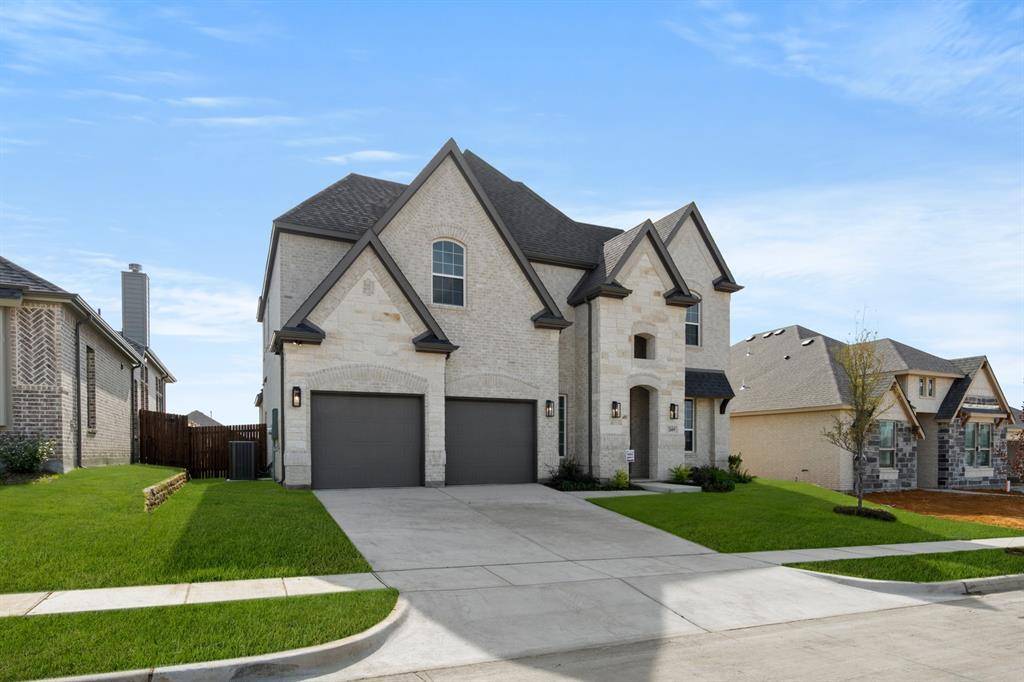 2609 Steve Street, Burleson, TX 76028