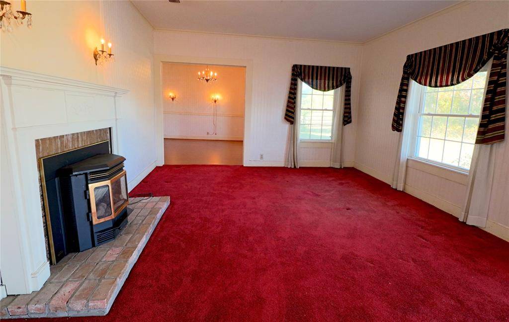 1825 Fm 27 W, Wortham, TX 76693