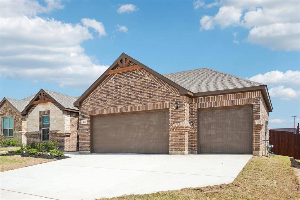 218 Cheyenne Trail, Alvarado, TX 76009