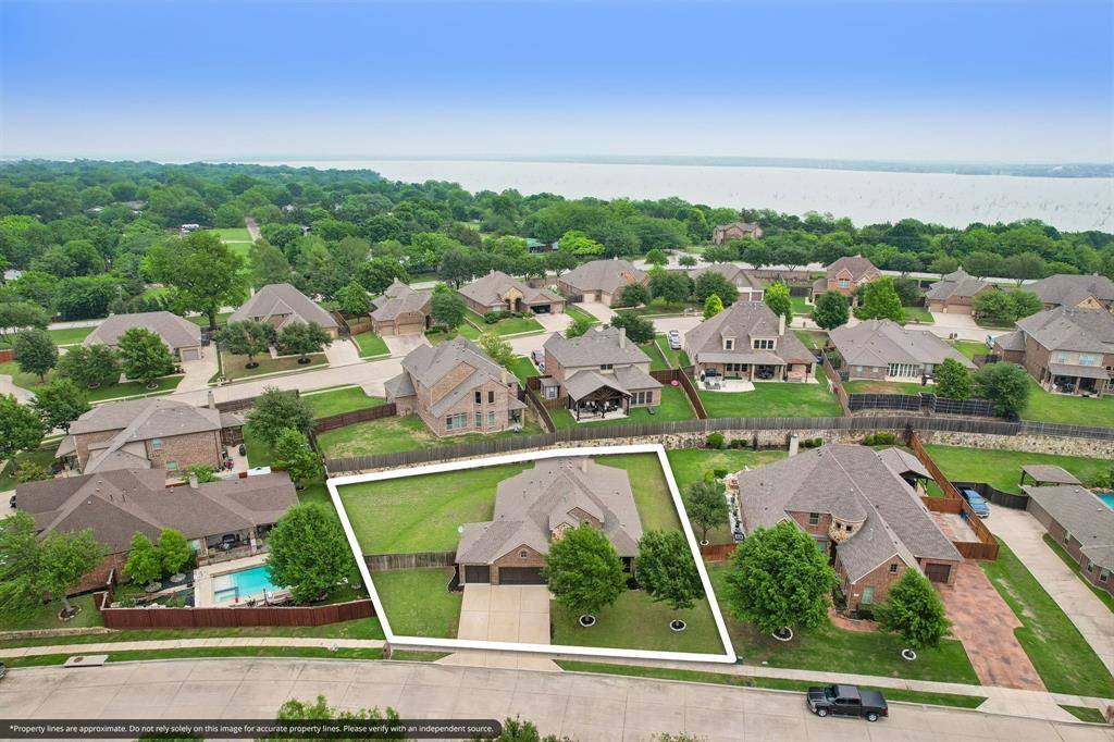4018 Enclave Lane, Rowlett, TX 75089