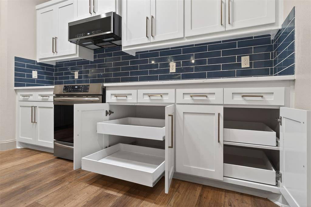3916 Palomino Drive, Benbrook, TX 76116