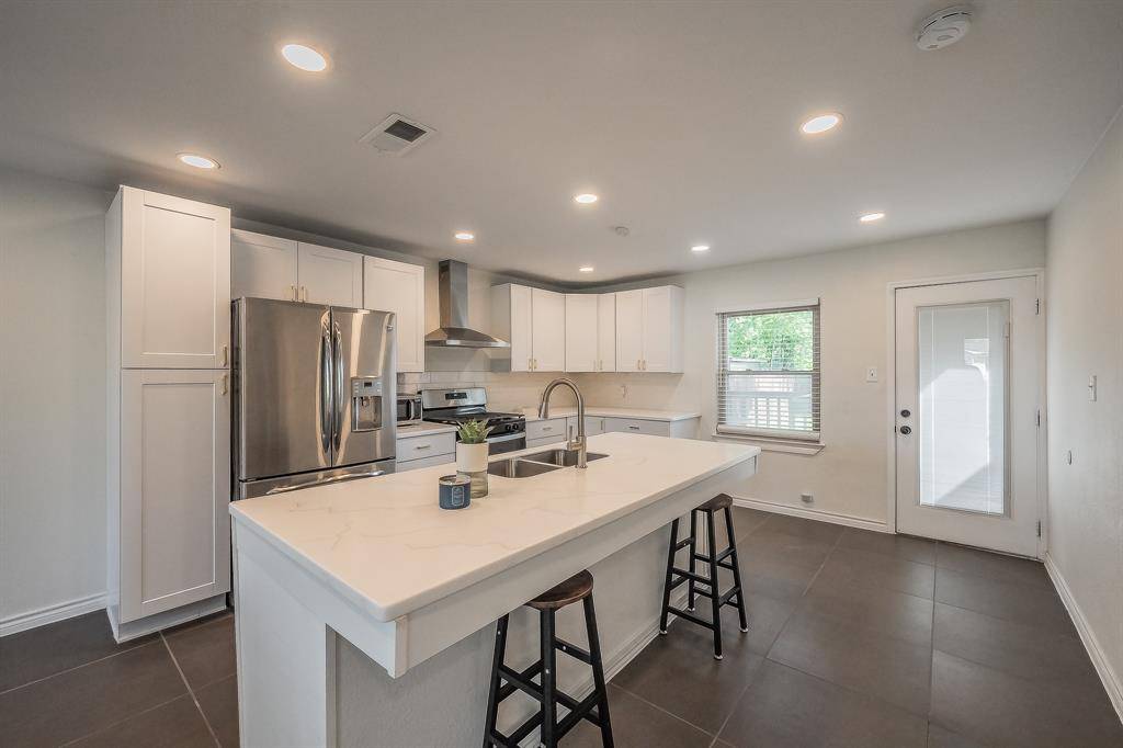 10866 Cassandra Way, Dallas, TX 75228