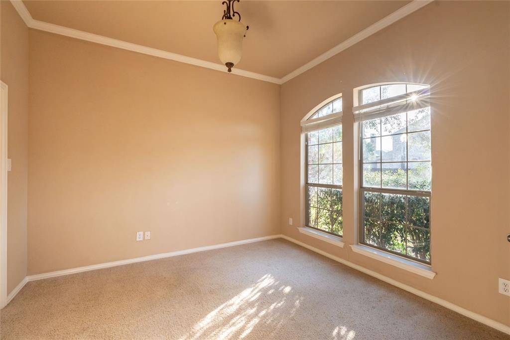 2505 Vista Oaks Drive, Mckinney, TX 75070