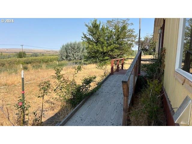 76398 E HIGHWAY 730, Irrigon, OR 97844