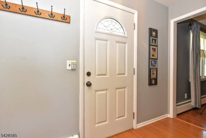 143 Nottingham Rd, Ramsey Boro, NJ 07446