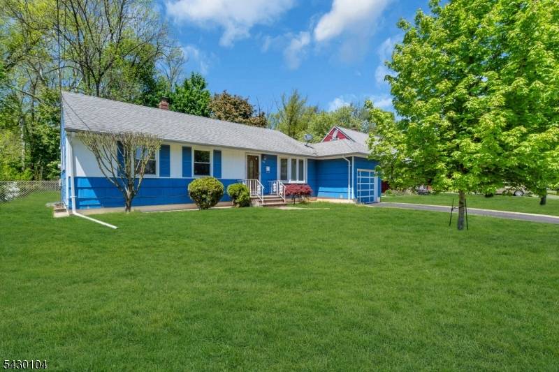 179 Valley View Rd, Hillside Twp., NJ 07205