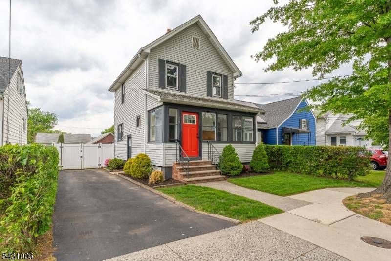 422 Faitoute Ave, Roselle Park Boro, NJ 07204