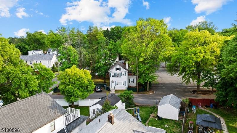 632 Millers Ln, Rahway City, NJ 07065