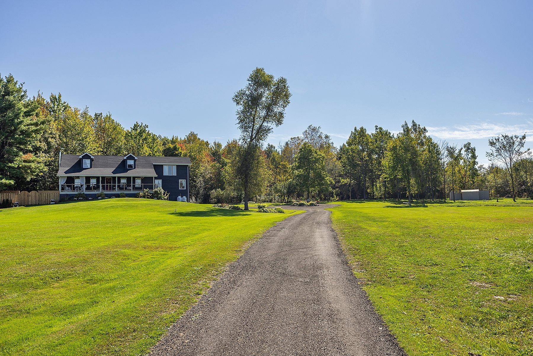 78 Centennial RD, Leeds And The Thousand Islands, ON K0E 1L0