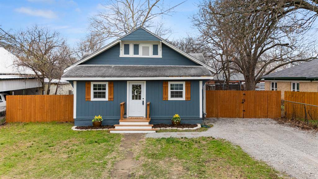 513 W Lamar Street, Alvord, TX 76225