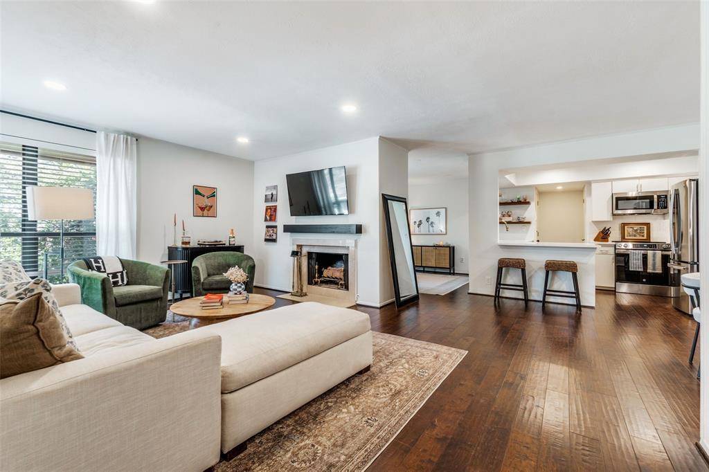 6020 Birchbrook Drive #210, Dallas, TX 75206
