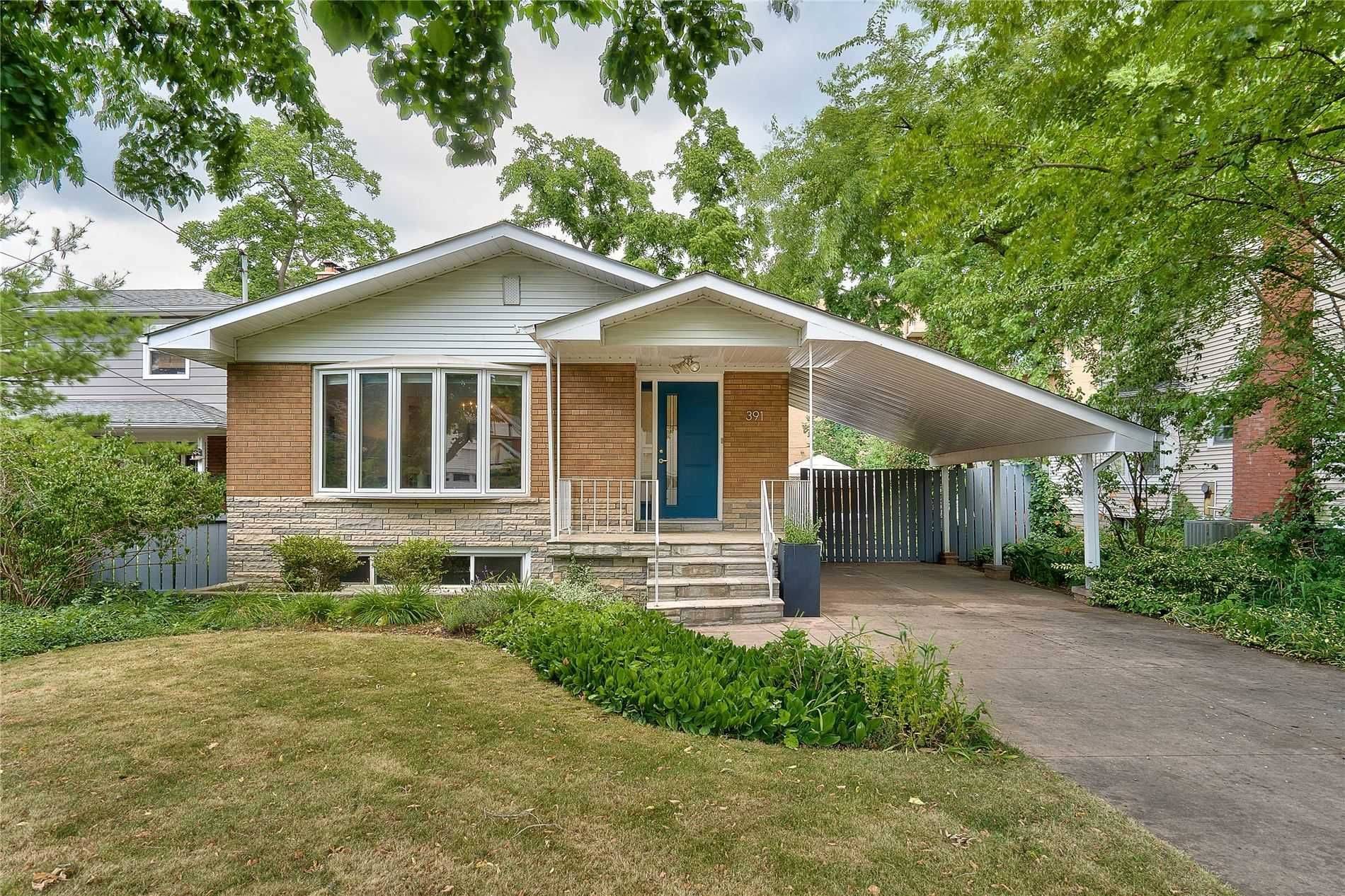 391 Maple AVE, Oakville, ON L6J 2J1