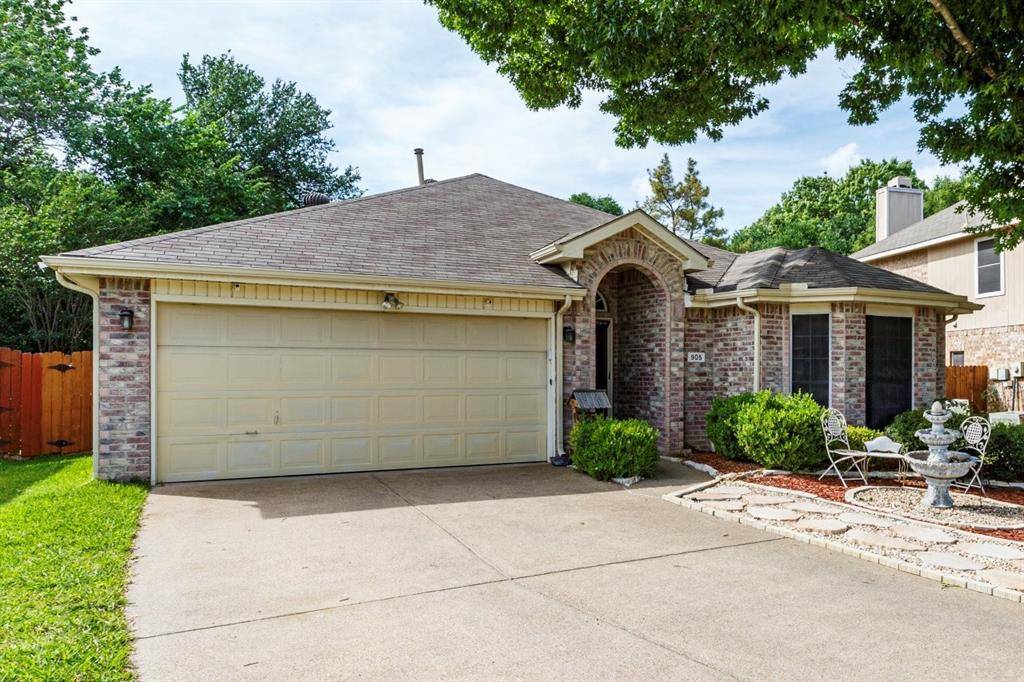 905 Mill Spring Drive, Garland, TX 75040