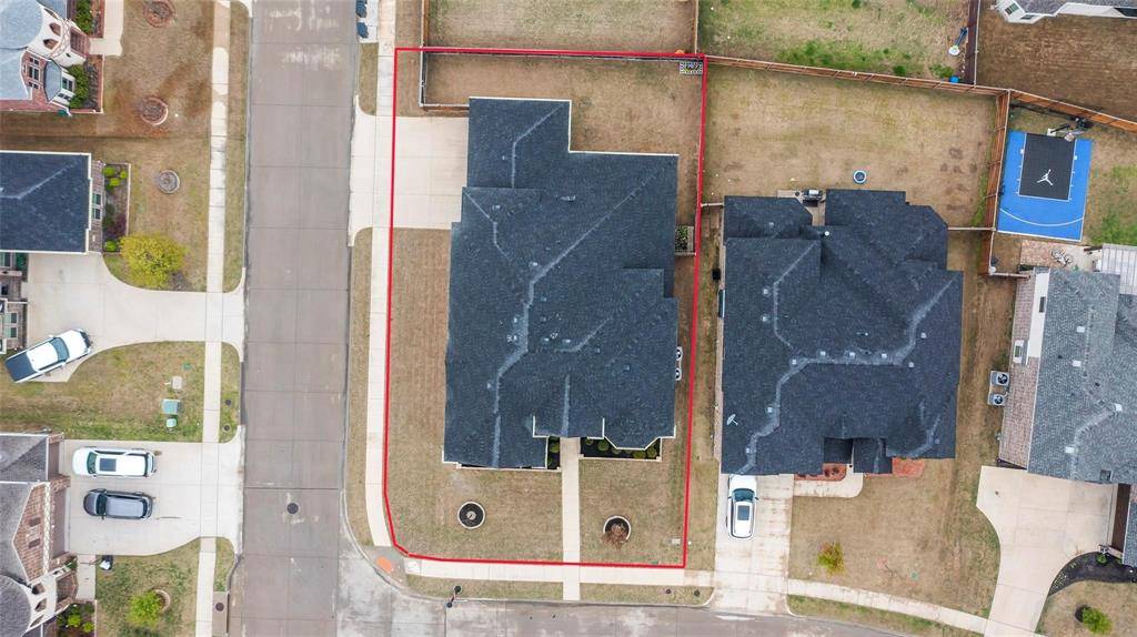 7112 Playa Norte Drive, Grand Prairie, TX 75054