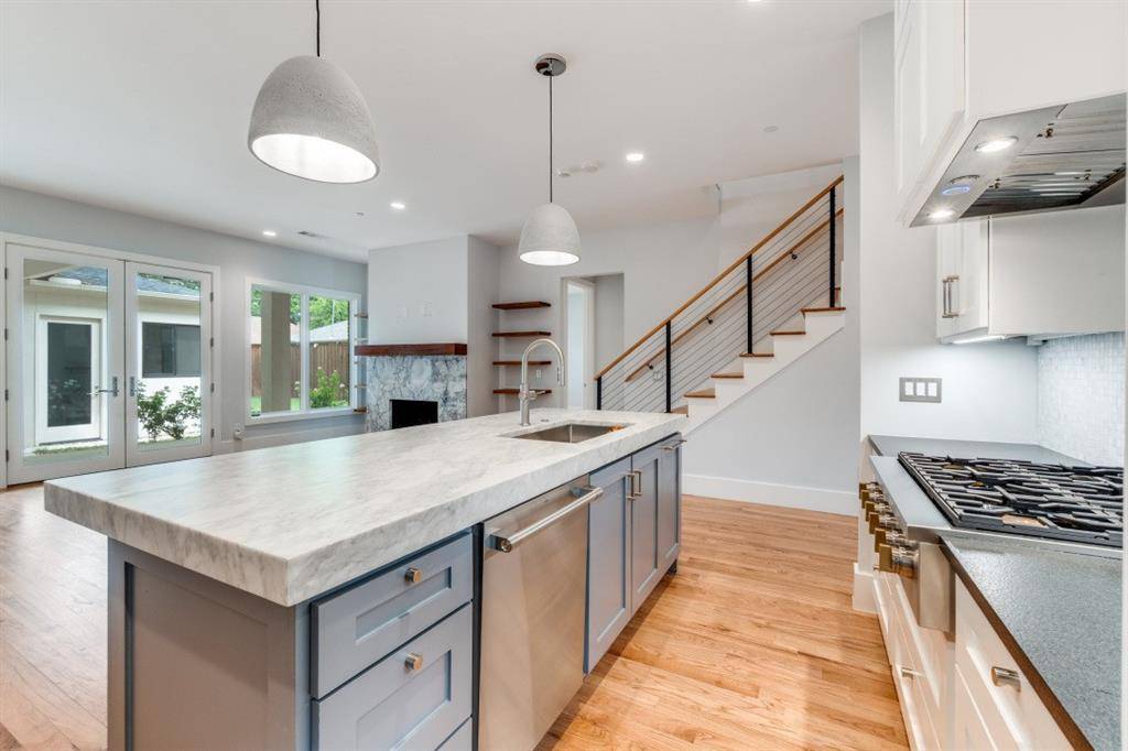 4652 Livingston Avenue, Highland Park, TX 75209