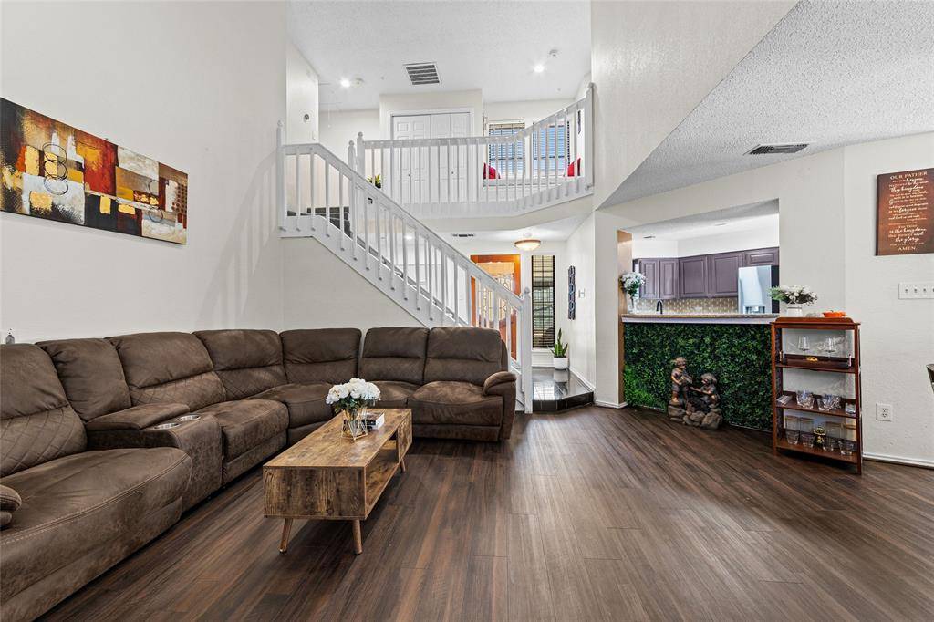420 Santa Fe Trail #123, Irving, TX 75063