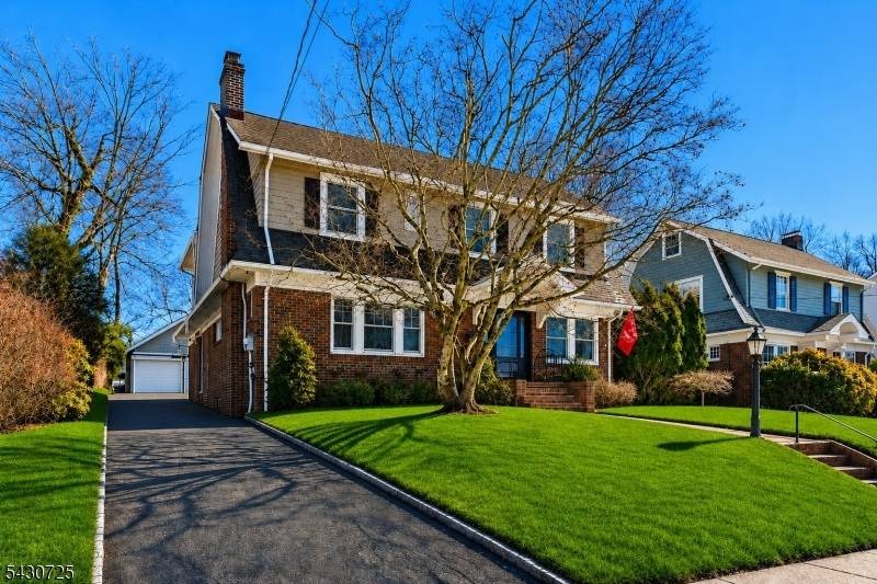 7 Wayland Dr, Verona Twp., NJ 07044