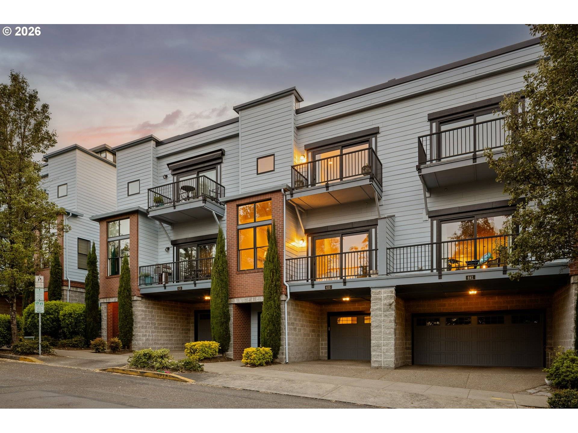 635 NW 24TH AVE #6-2, Portland, OR 97210