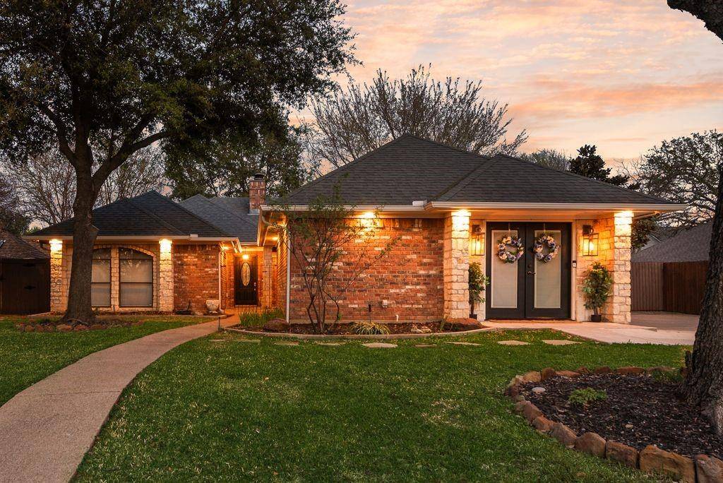 1032 Pebble Beach Drive, Mansfield, TX 76063