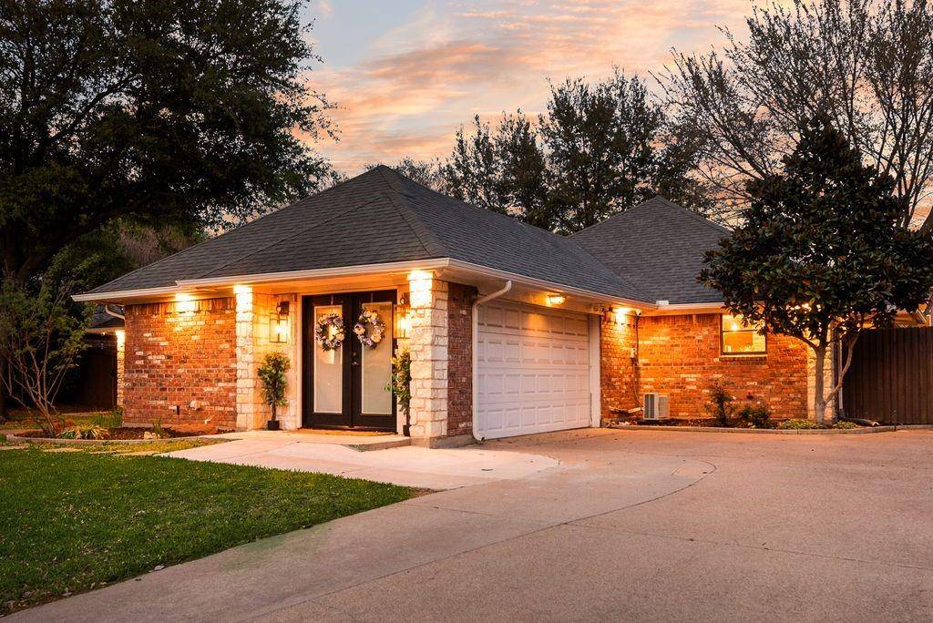 1032 Pebble Beach Drive, Mansfield, TX 76063