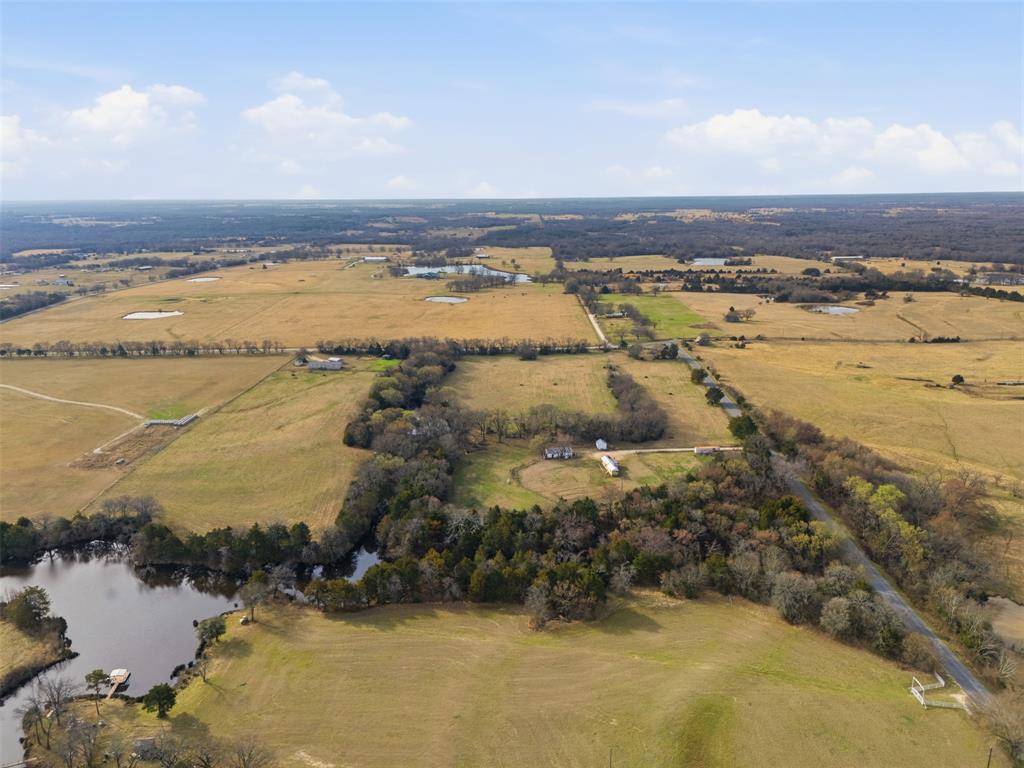 1036 Bewley Road, Whitesboro, TX 76273