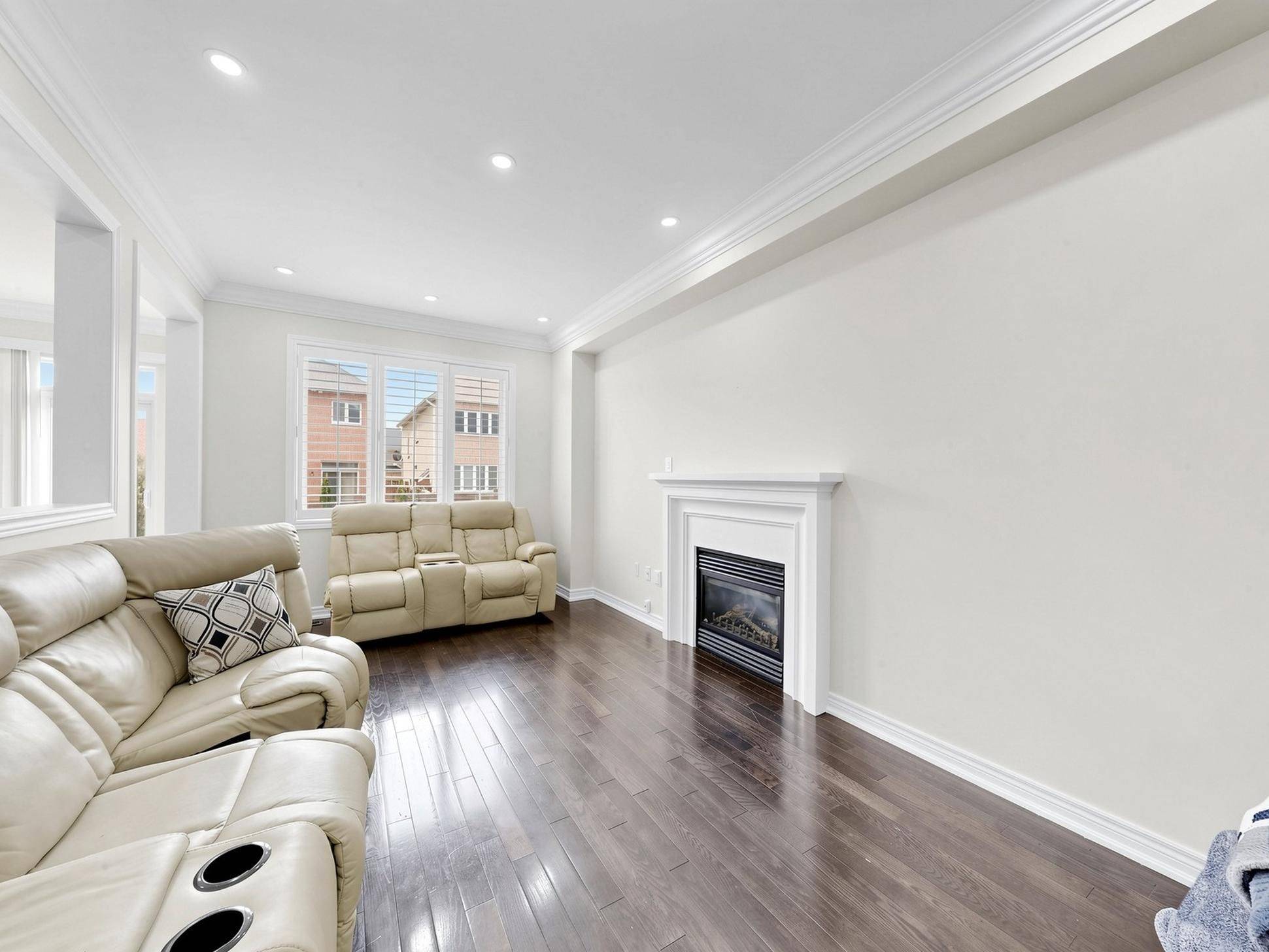 61 Campwood CRES, Brampton, ON L6P 3S8