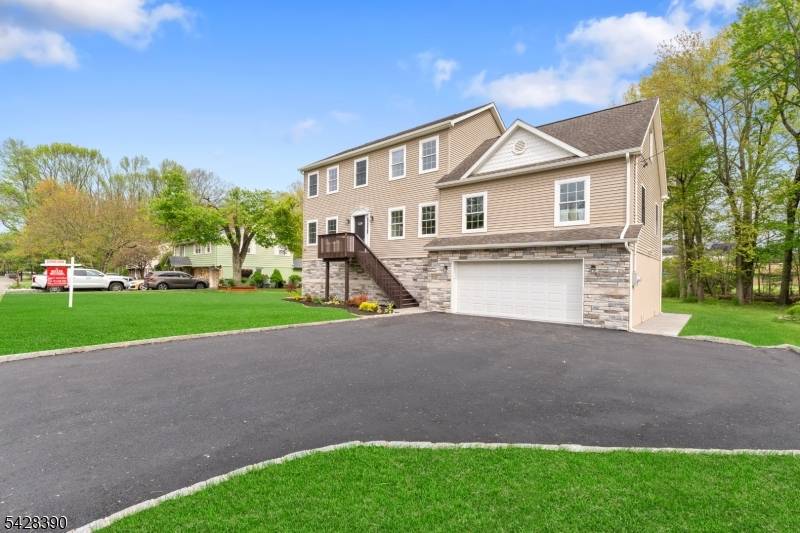 128 Big Piece Rd, Fairfield Twp., NJ 07004