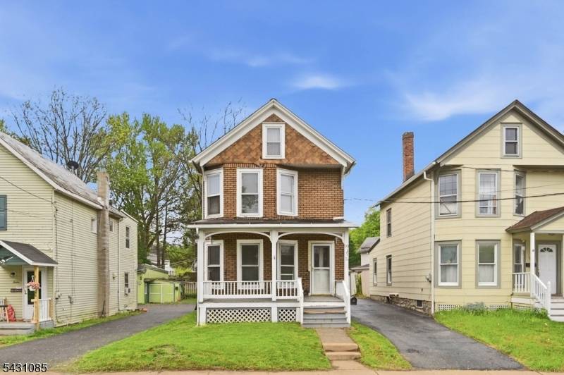 10 Nelson St, Newton Town, NJ 07860