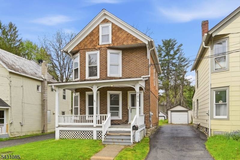 10 Nelson St, Newton Town, NJ 07860