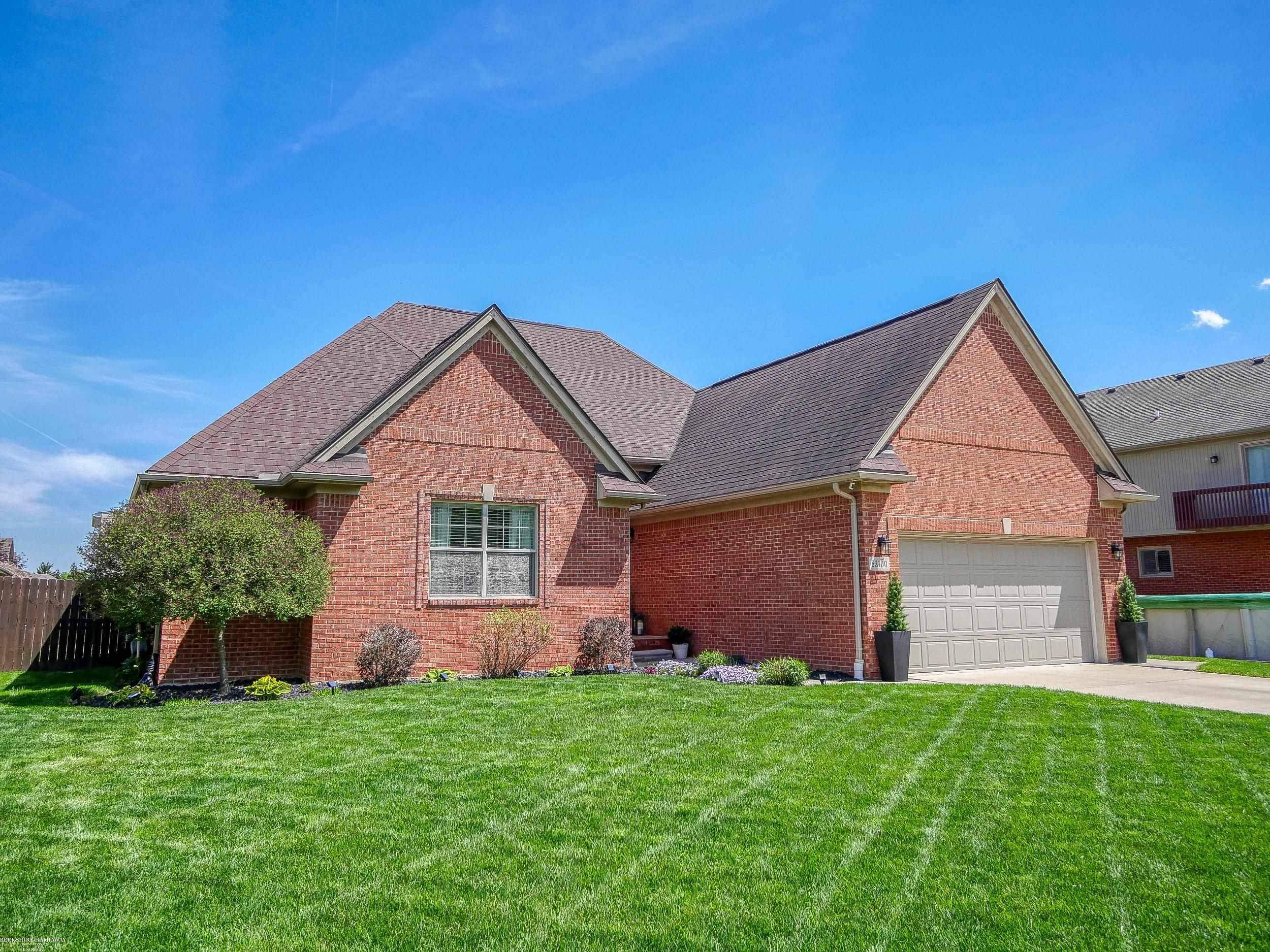 53100 Kakos DR, Chesterfield Twp, MI 48051