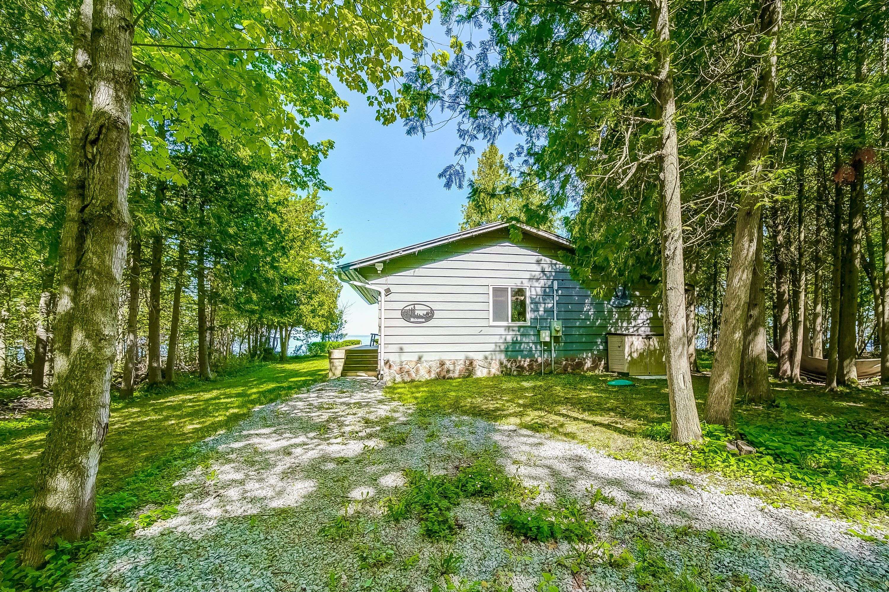 1623 Chief Joseph Snake RD, Georgina Islands, ON L0E 1R0