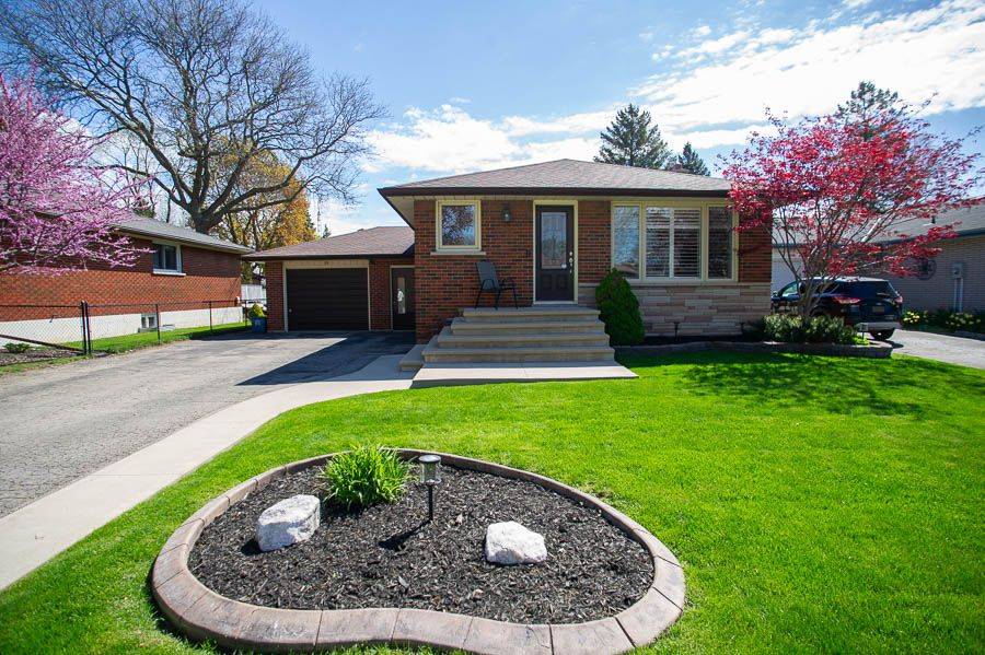 59 Wiltshire DR, Brantford, ON N3R 5B1