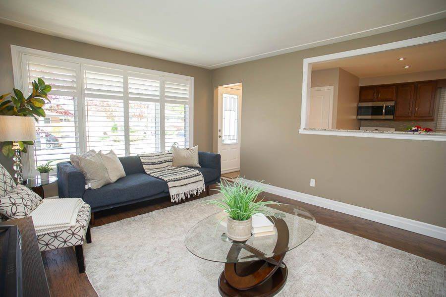 59 Wiltshire DR, Brantford, ON N3R 5B1