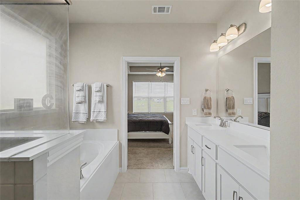 185 Chester Road, Springtown, TX 76082