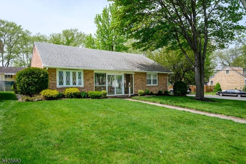 214 Berthold Ave, Rahway City, NJ 07065