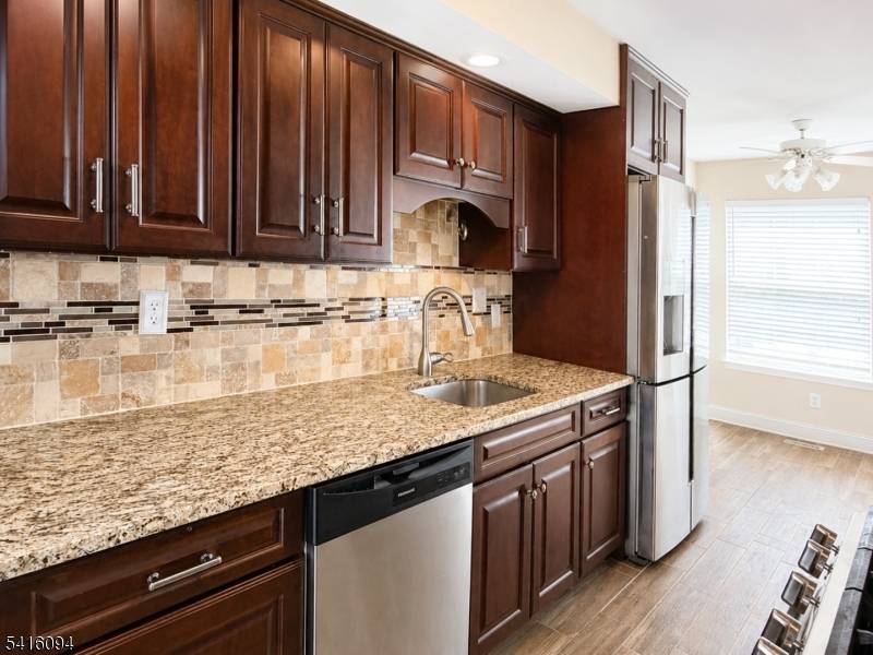 91 Delaware Ln #91, Branchburg Twp., NJ 08876