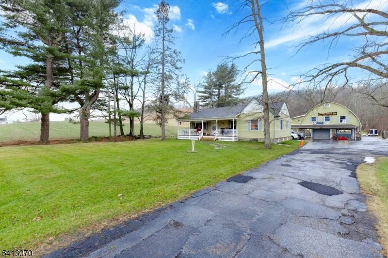 946 State Rt 23, Wantage Twp., NJ 07461