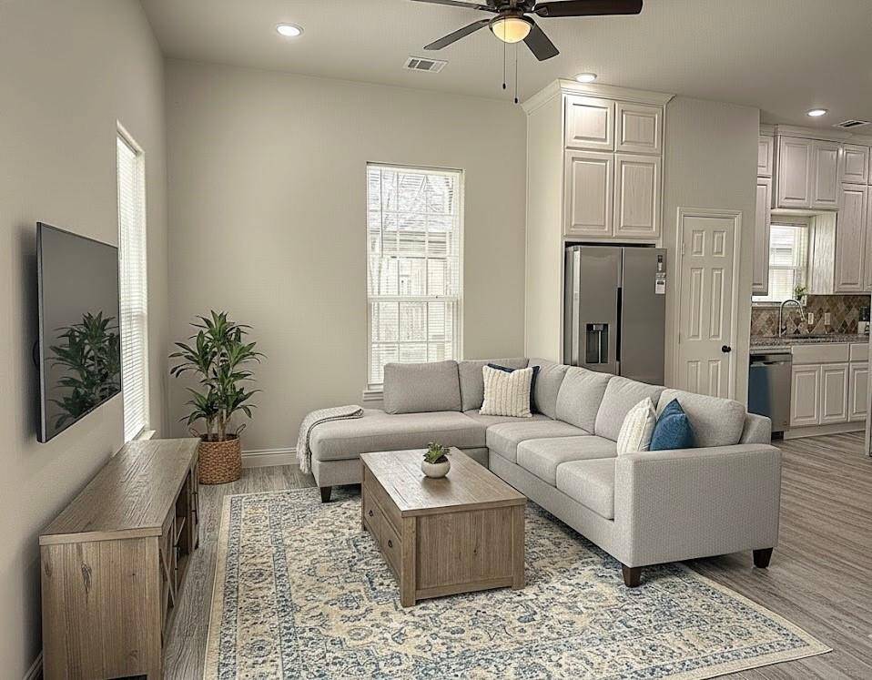 605 Olive Street, Cleburne, TX 76031