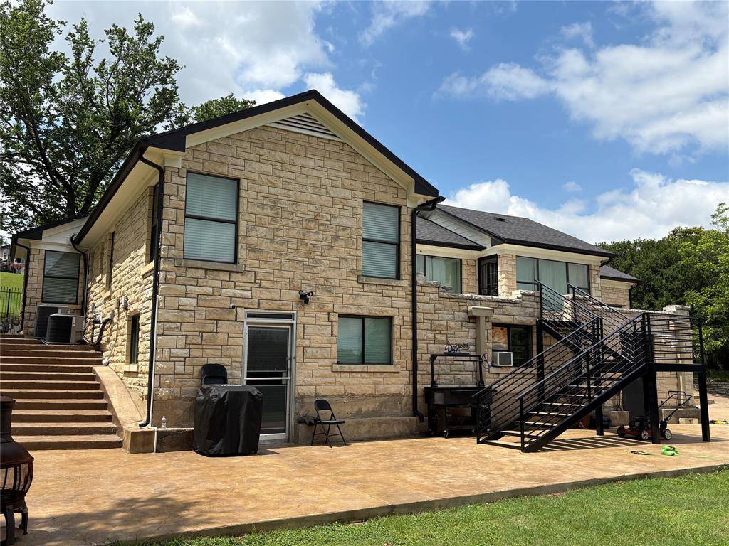 4901 Circle Ridge Drive, Fort Worth, TX 76114