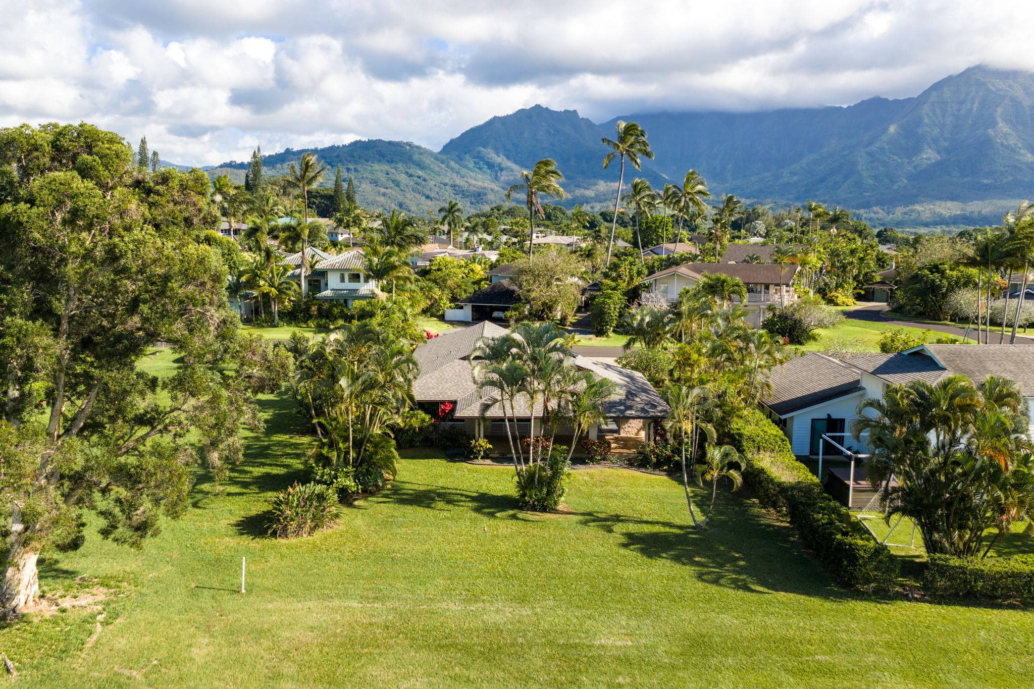 5282 HONOIKI RD, Princeville, HI 96722