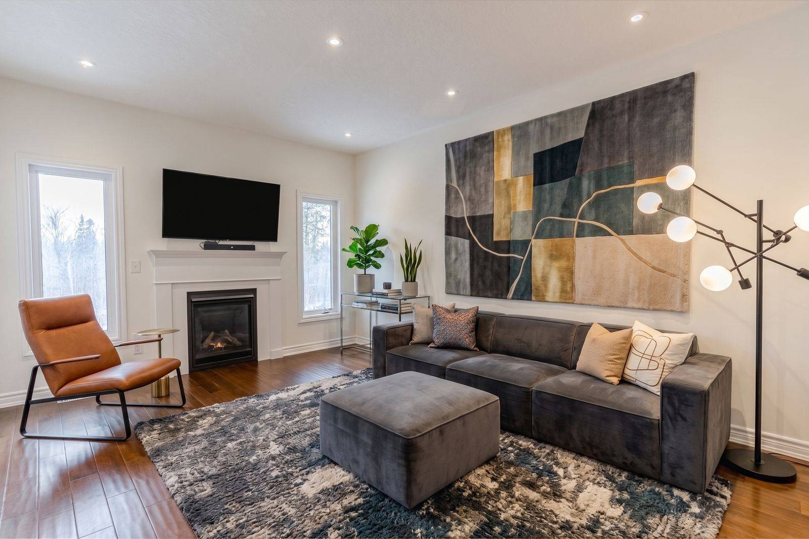 82 Diamond Valley DR, Oro-medonte, ON L0L 2E0