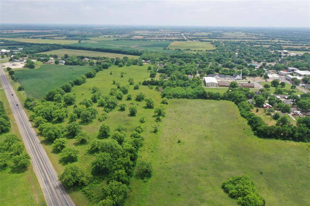 29.366 AC South Side Hwy 69, Trenton, TX 75490