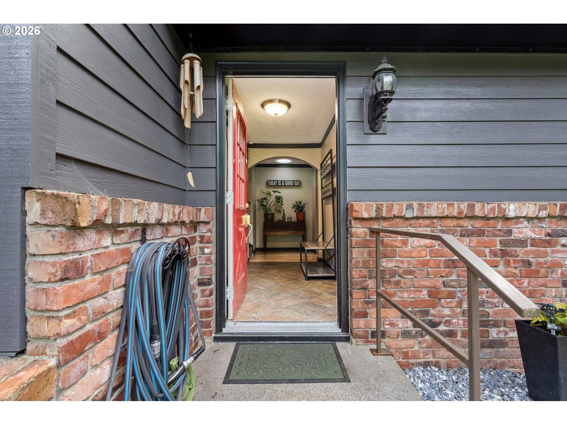 410 STUDEBAKER SPUR 2, Castle Rock, WA 98611