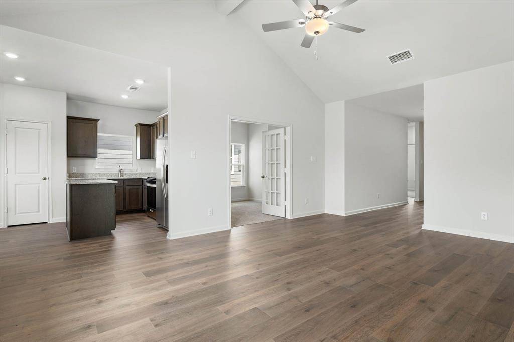 1549 Harvester Drive, Fort Worth, TX 76140