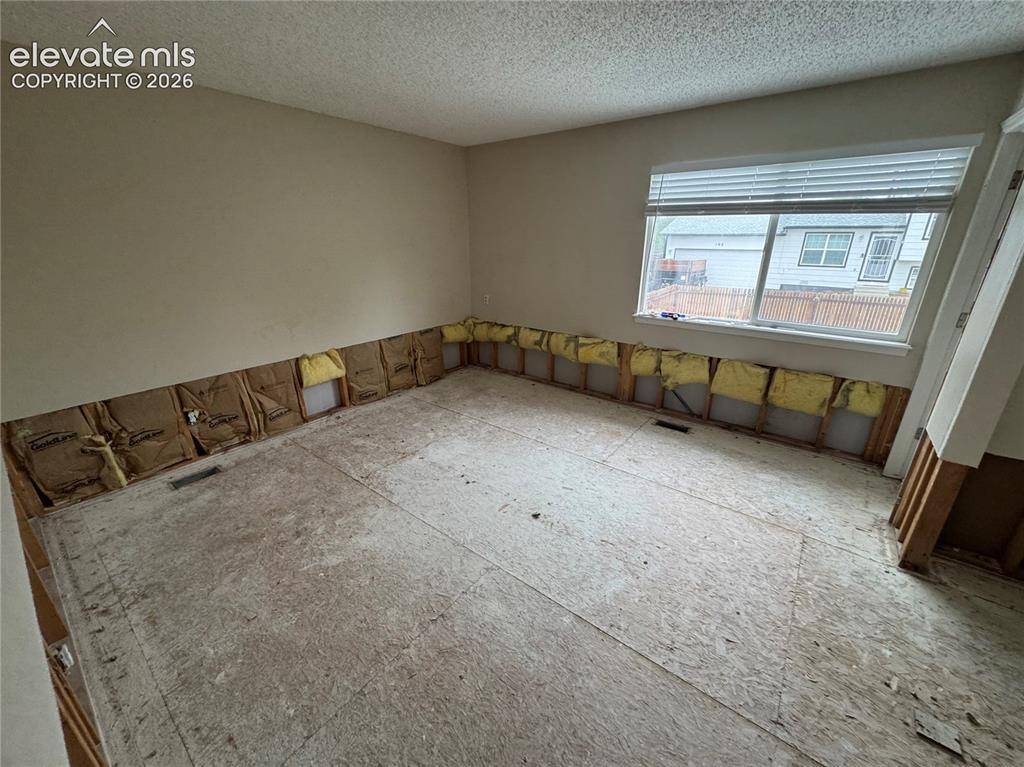104 Comanche CT, Fountain, CO 80817