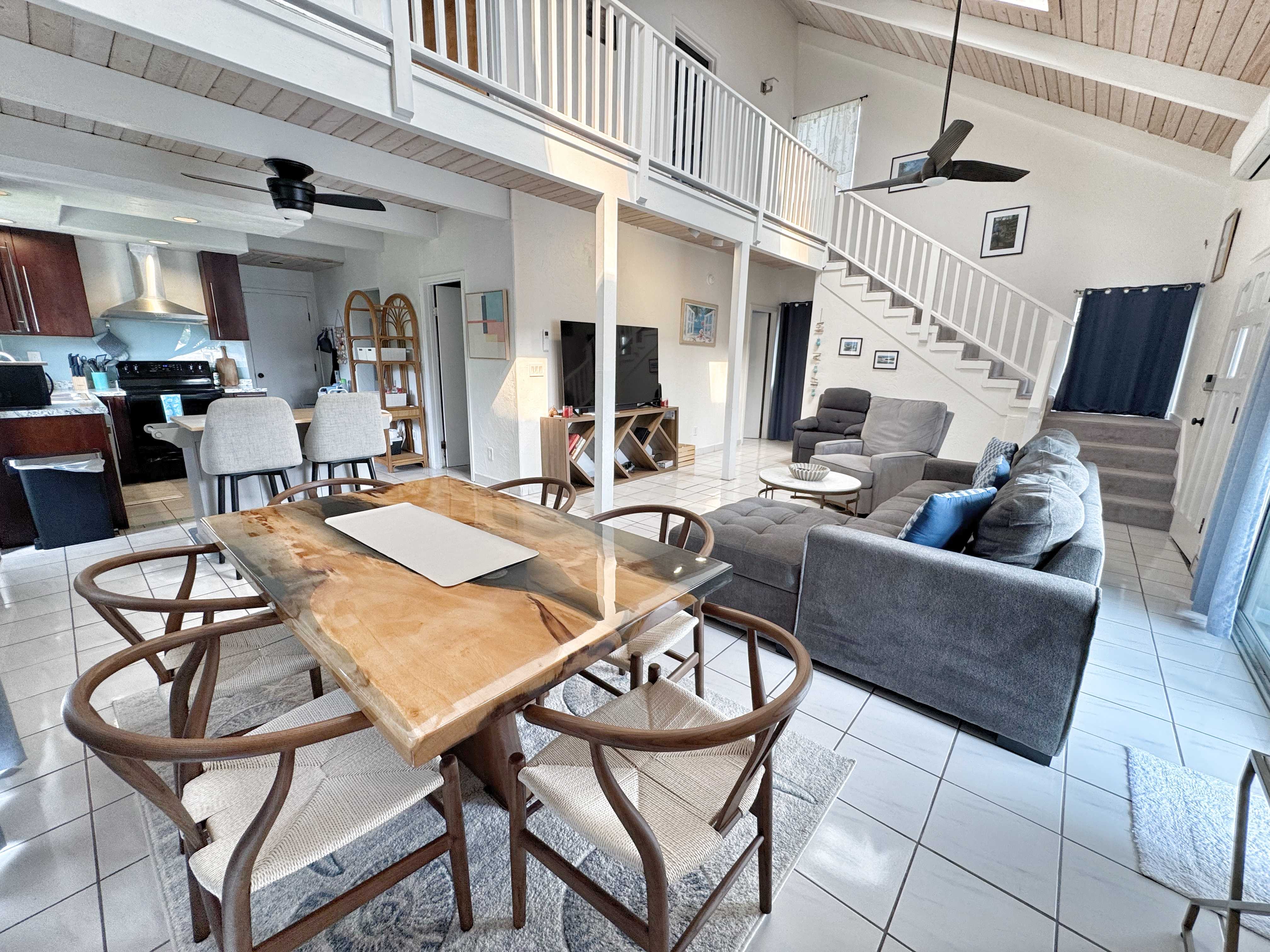 76-227-E ROYAL POINCIANA DR #B, Kailua Kona, HI 96740
