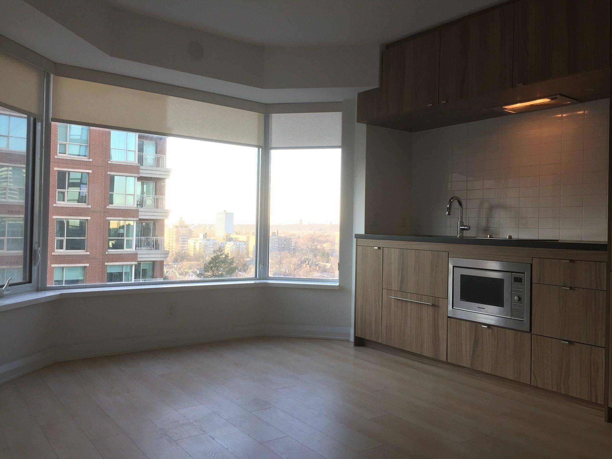 155 Yorkville AVE #1415, Toronto C02, ON M5R 1C4