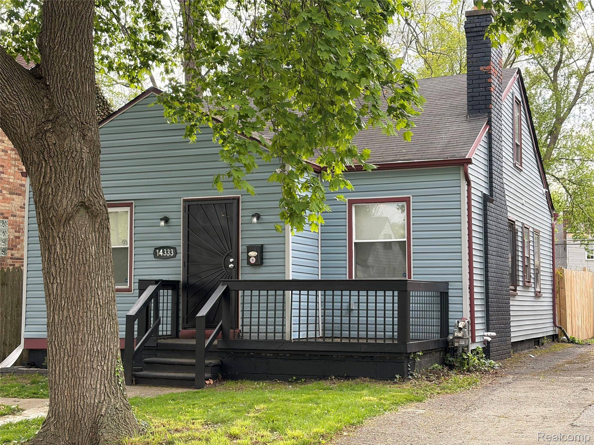 14333 Grandville AVE, Detroit, MI 48223