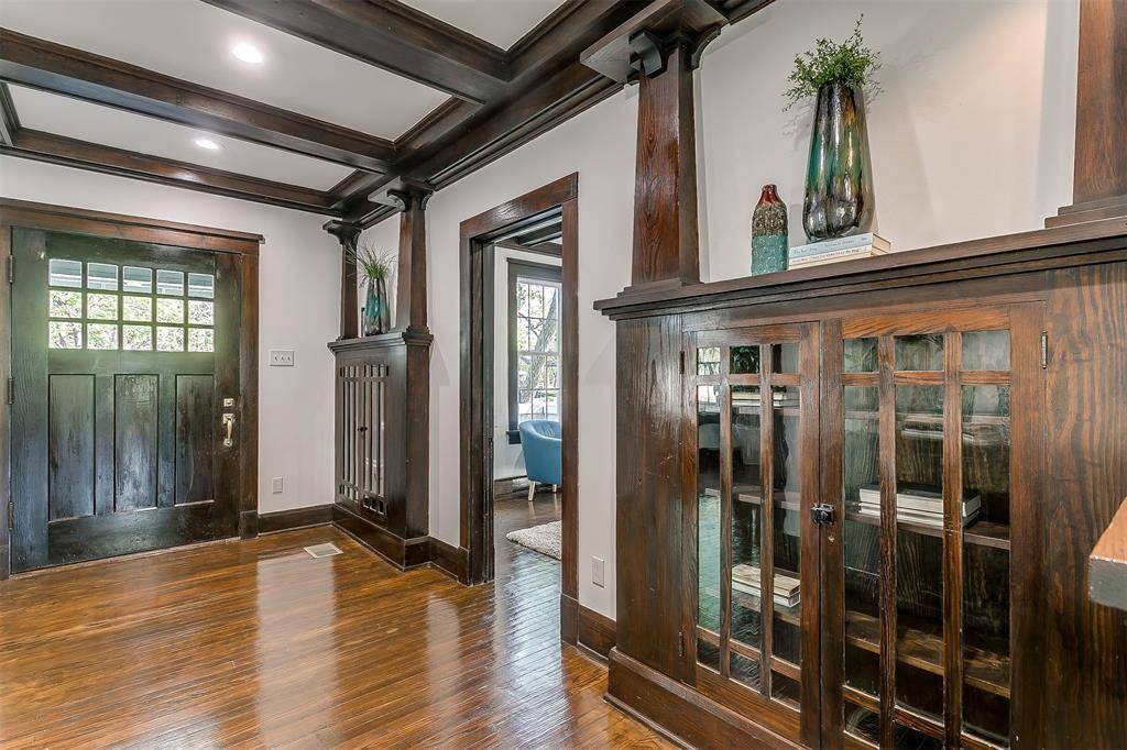 415 Featherston Street, Cleburne, TX 76033